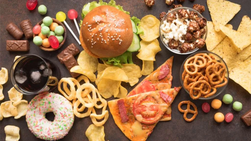 أطعمة يجب تجنبها خلال السحور في رمضان