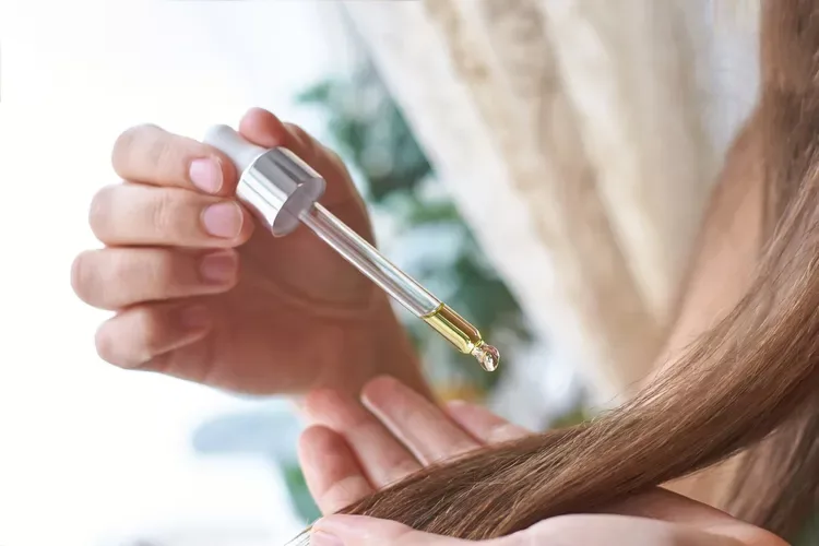 استخدامات زيت النعناع للشعر