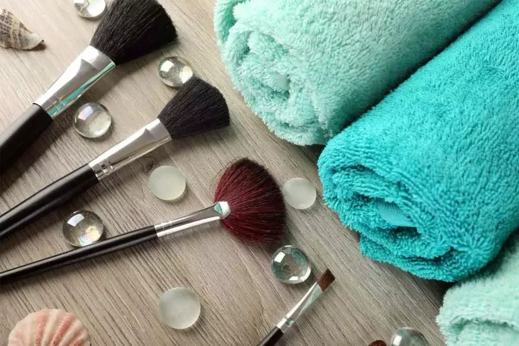 تعرفي على 7 طرق لتعلم المكياج في المنزل