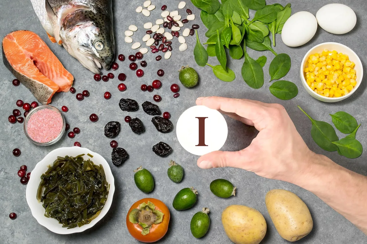 5 أطعمة غنية باليود تعزز صحتك