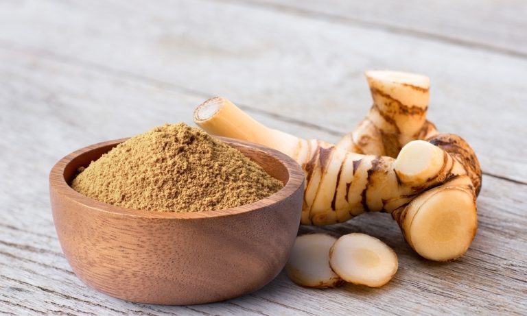 العناصر الغذائية لعشبة الخولنجان