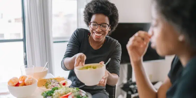 8 نصائح فعالة لتعزيز صحة أمعائك