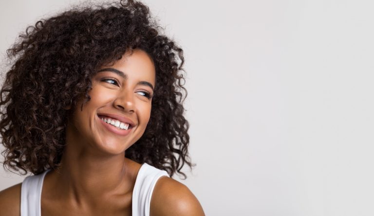 7 أسرار لإطلالة أكثر شبابًا
